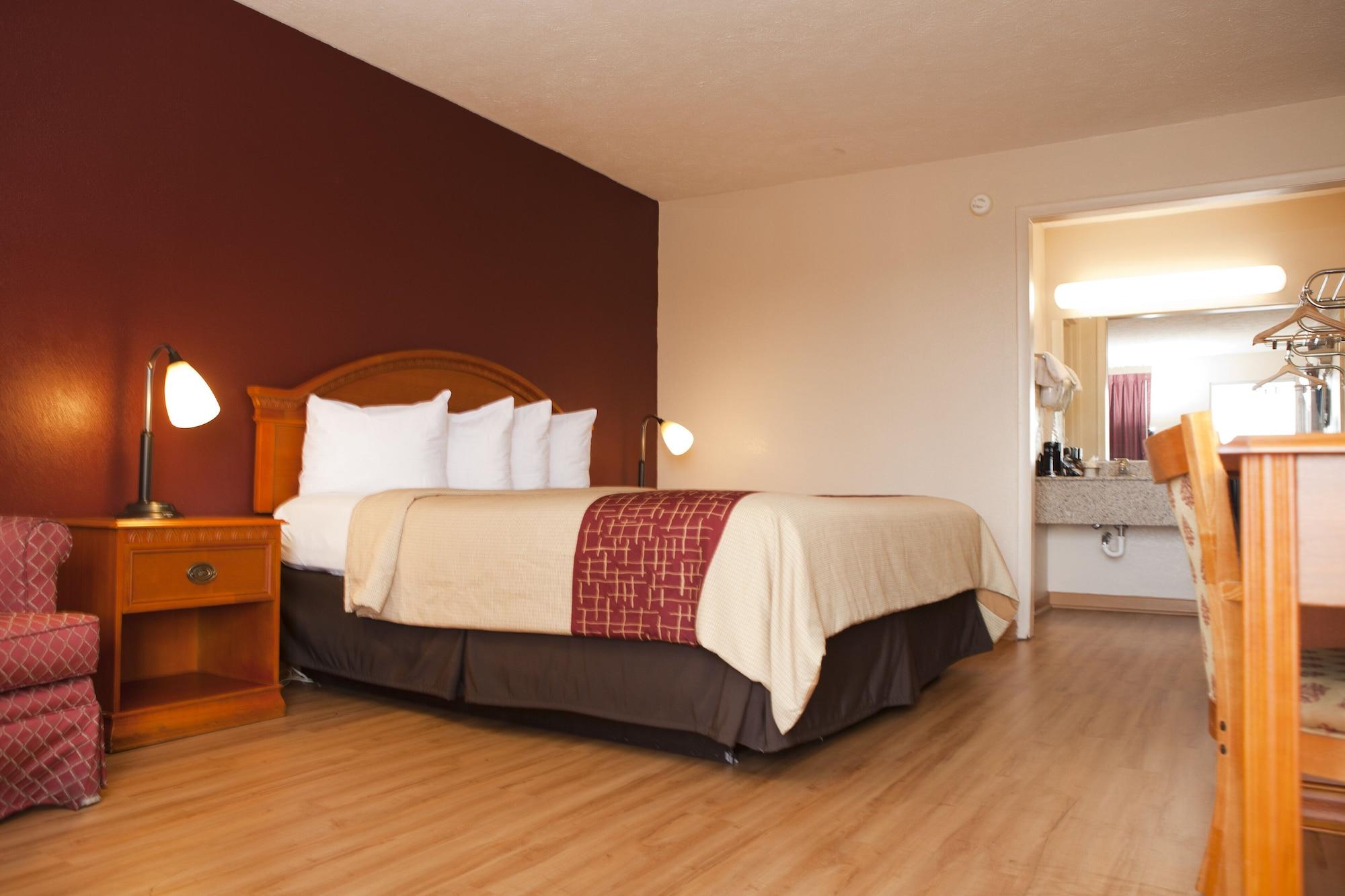 Red Roof Inn & Suites Jackson, Tn Zewnętrze zdjęcie