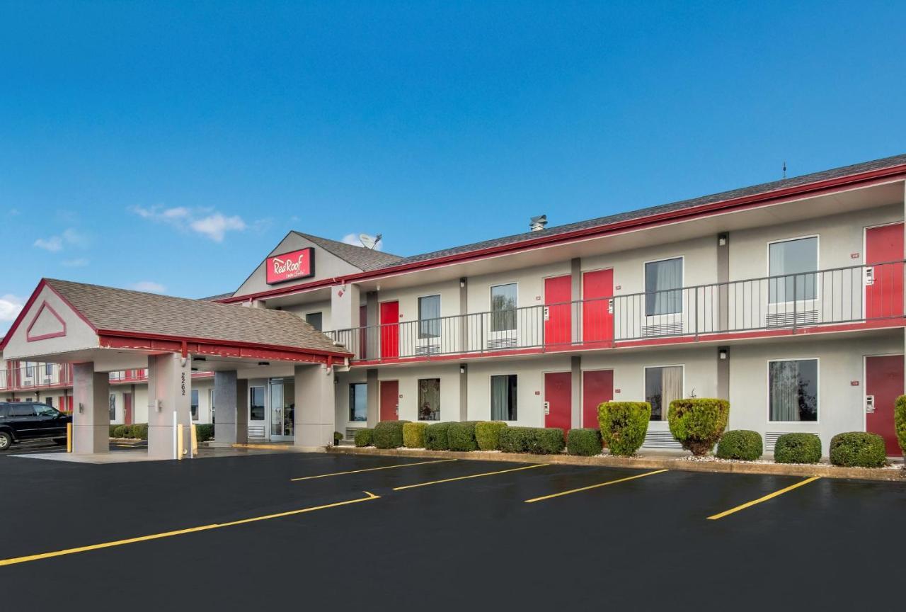 Red Roof Inn & Suites Jackson, Tn Zewnętrze zdjęcie