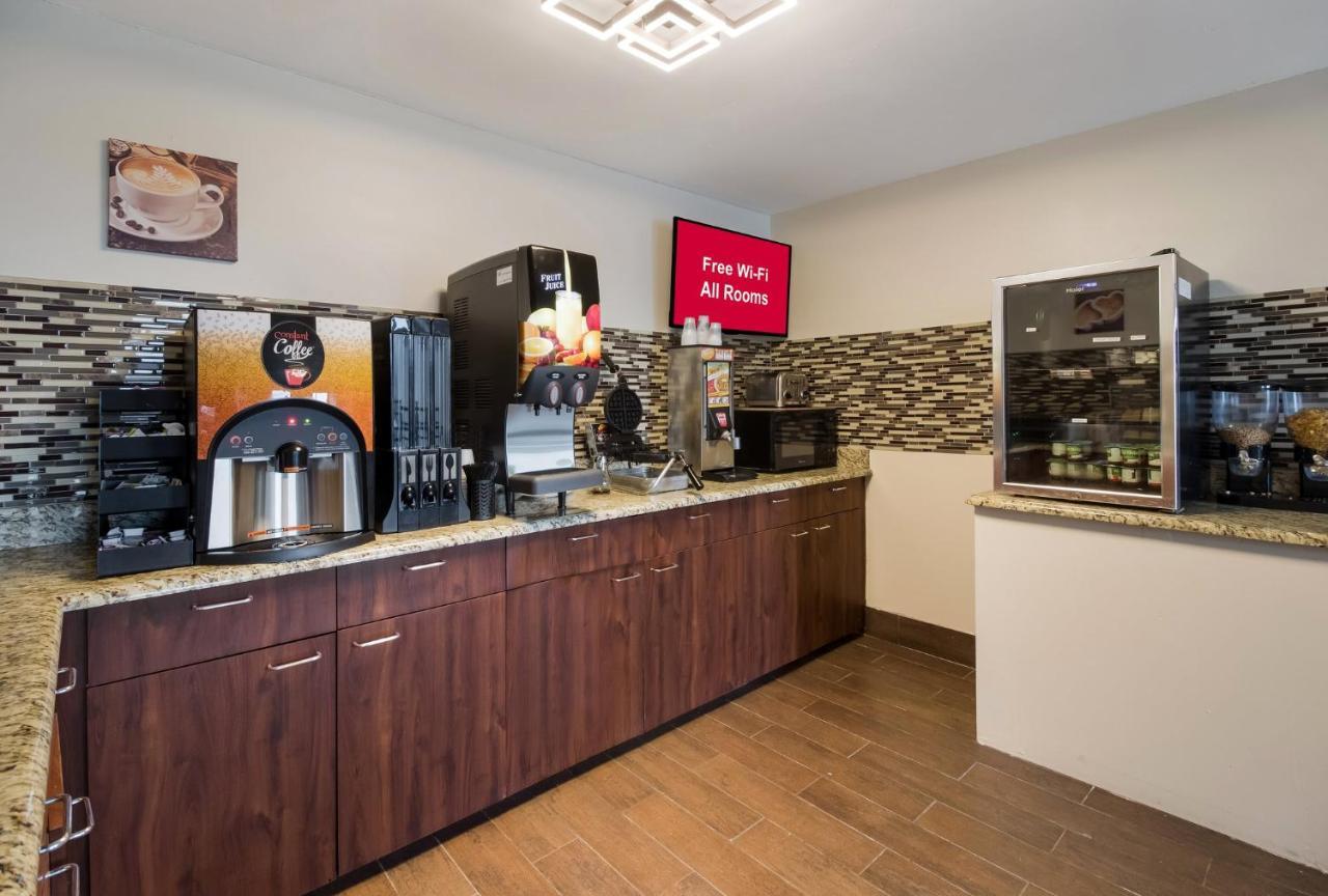 Red Roof Inn & Suites Jackson, Tn Zewnętrze zdjęcie